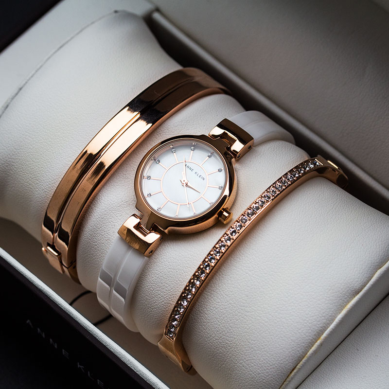 Anne Klein 2048RGST